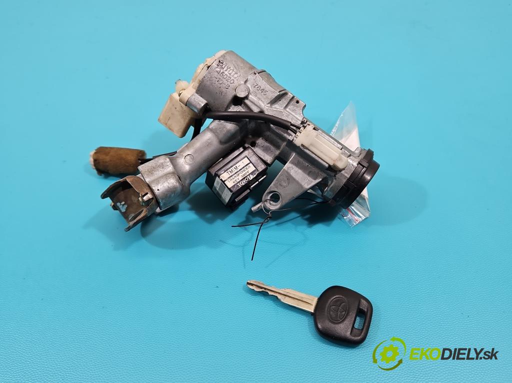 Toyota Starlet 1.3 16v 75 HP manual 55 kW 1332 cm3 5- Spínačka  (Spínacie skrinky a kľúče)