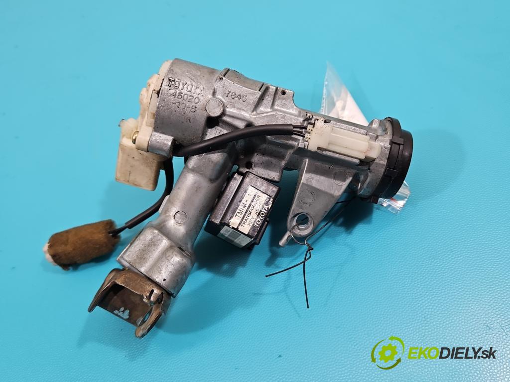 Toyota Starlet 1.3 16v 75 HP manual 55 kW 1332 cm3 5- Spínačka  (Spínacie skrinky a kľúče)