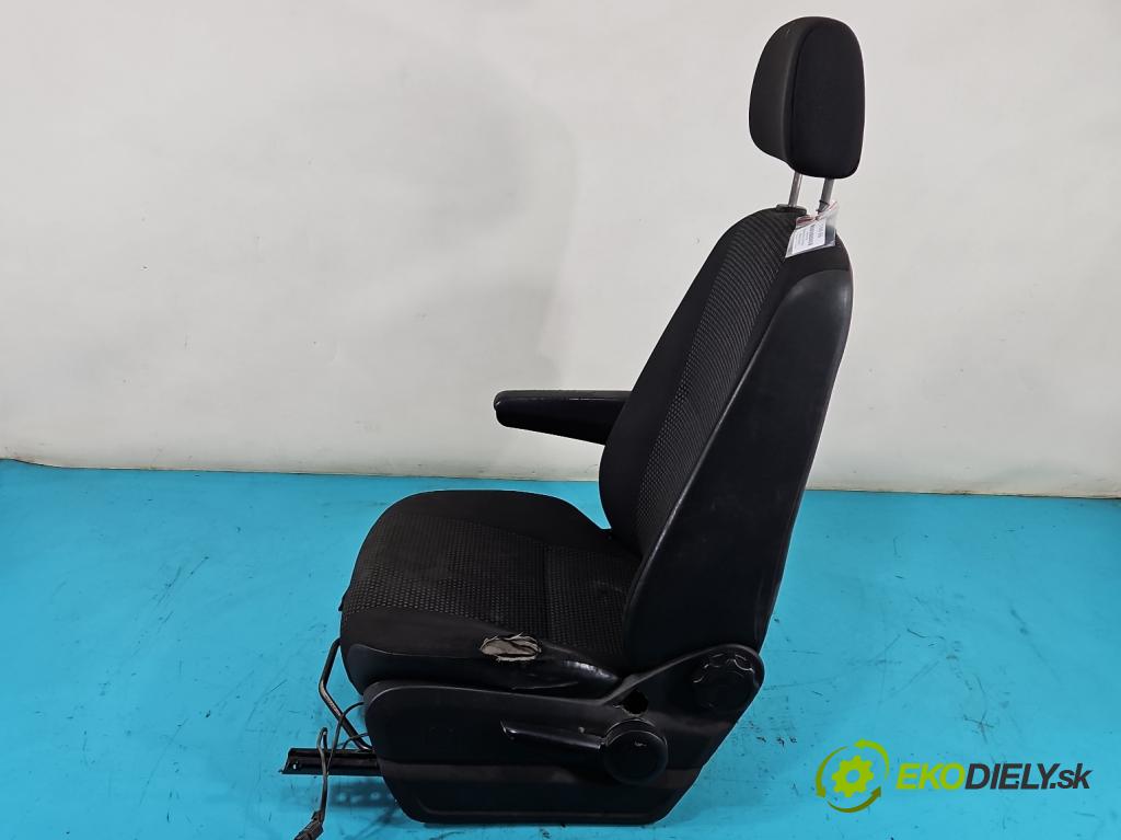 Mercedes Sprinter II 906 2006-  2,2.0 CDI 129 HP manual 95 kW 2143 cm3 5- Sedačka ľavý  (Sedačky, sedadlá)