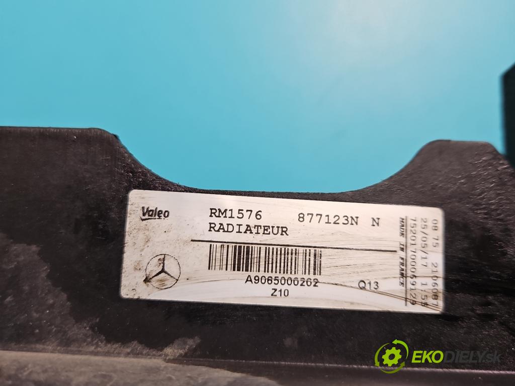 Mercedes Sprinter II 906 2006-  2.1 CDI 129 hp manual 95 kW 2143 cm3 5- Chladič vody A9065000202 (Chladiče vody)