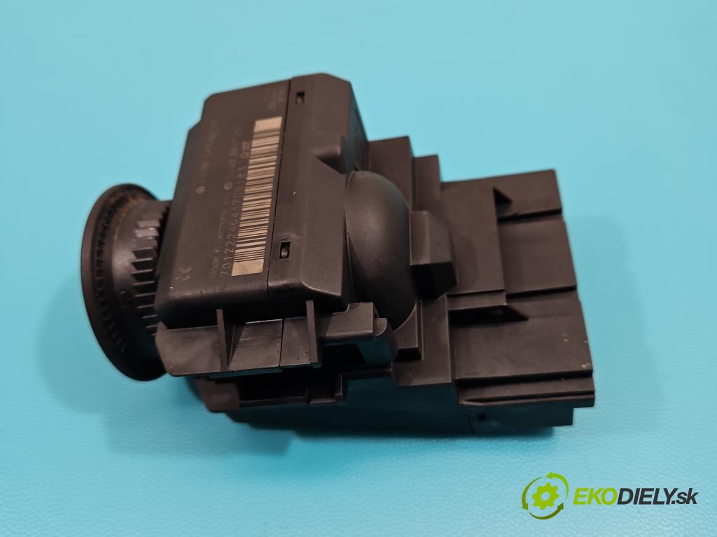 Mercedes Sprinter II 906 2006-  2,2.0 CDI 129 HP manual 95 kW 2143 cm3 5- Spínačka A9065456408 (Spínacie skrinky a kľúče)