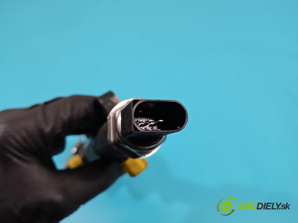 Mercedes Sprinter II 906 2006-  2.1 CDI 129 HP manual 95 kW 2143 cm3 5- lišta vstrekovacia A6510700495 (Vstrekovacie lišty)