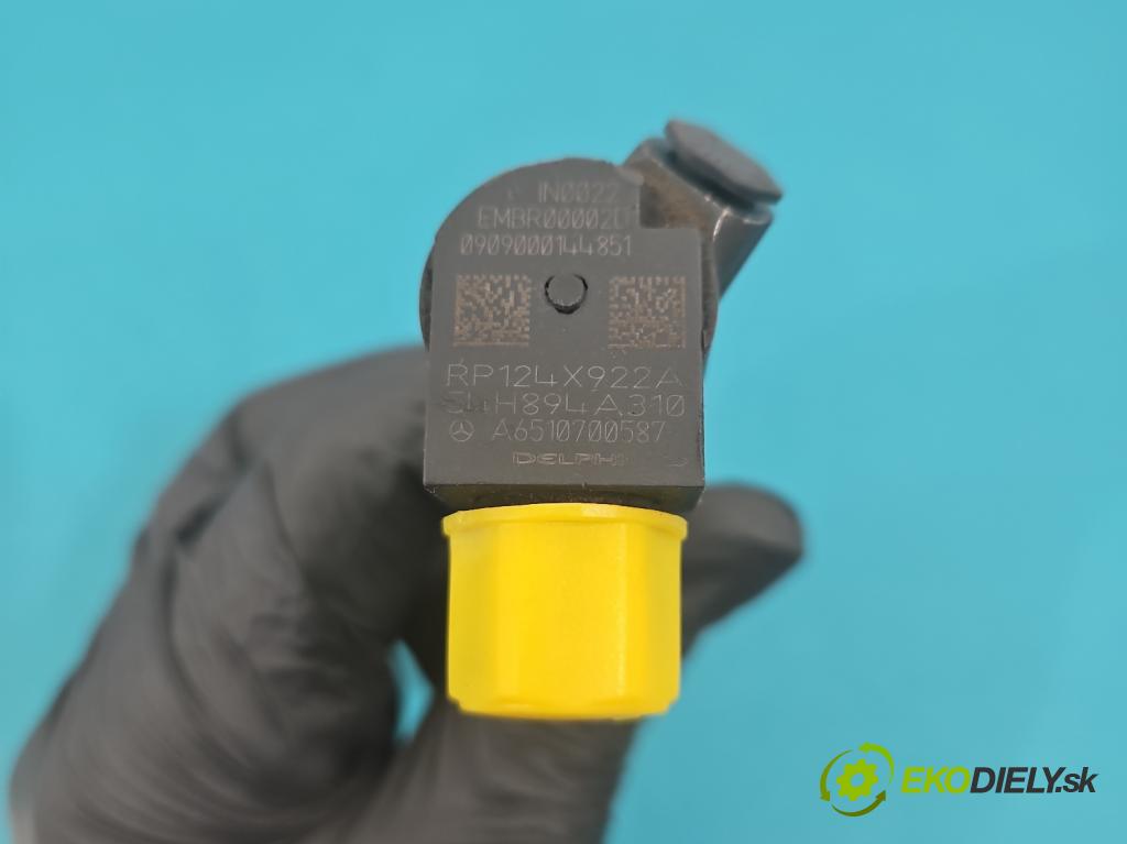 Mercedes Sprinter II 906 2006-  2.2 CDI 129 hp manual 95 kW 2143 cm3 5- vstřikovač EMBR00002D (Vstřikovač paliva)