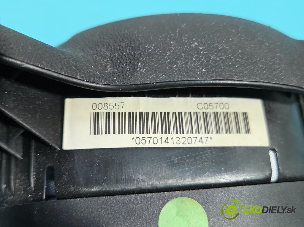 Seat Altea 2.0 tdi 140 HP manual 103 kW 1968 cm3 5- airbag vzduch: Řidiči:  (Airbagy)