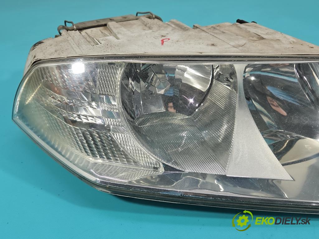 Skoda Octavia II 2004-2013 1.9 TDI (BLS) 105 HP manual 77 kW 1896 cm3 5- Reflektor: pravý  (Pravé)