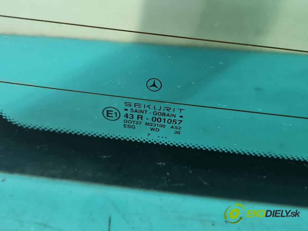 Mercedes C W202 1993-2001 1.8 122 hp manual 90 kW 1799 cm3 5- sklo zadní  (Okna zadní)