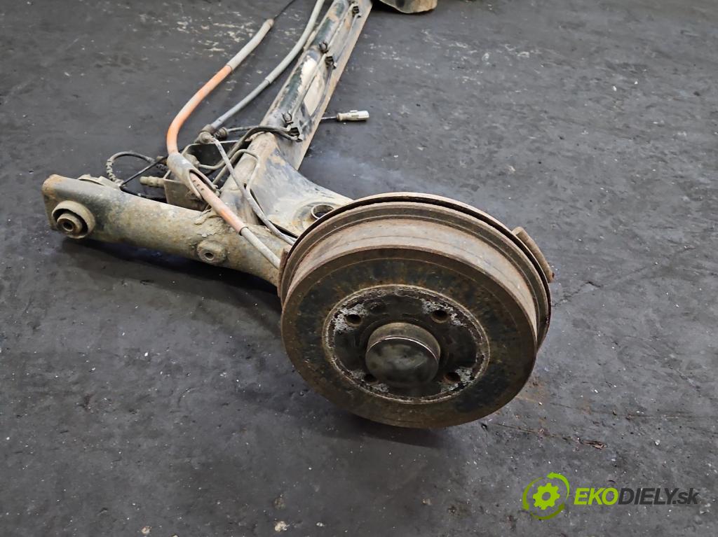 Renault Twingo II 2007-2014 1.5 dci 86 hp manual 63 kW 1461 cm3 3- zadní výztuha  (Výztuhy zadní)