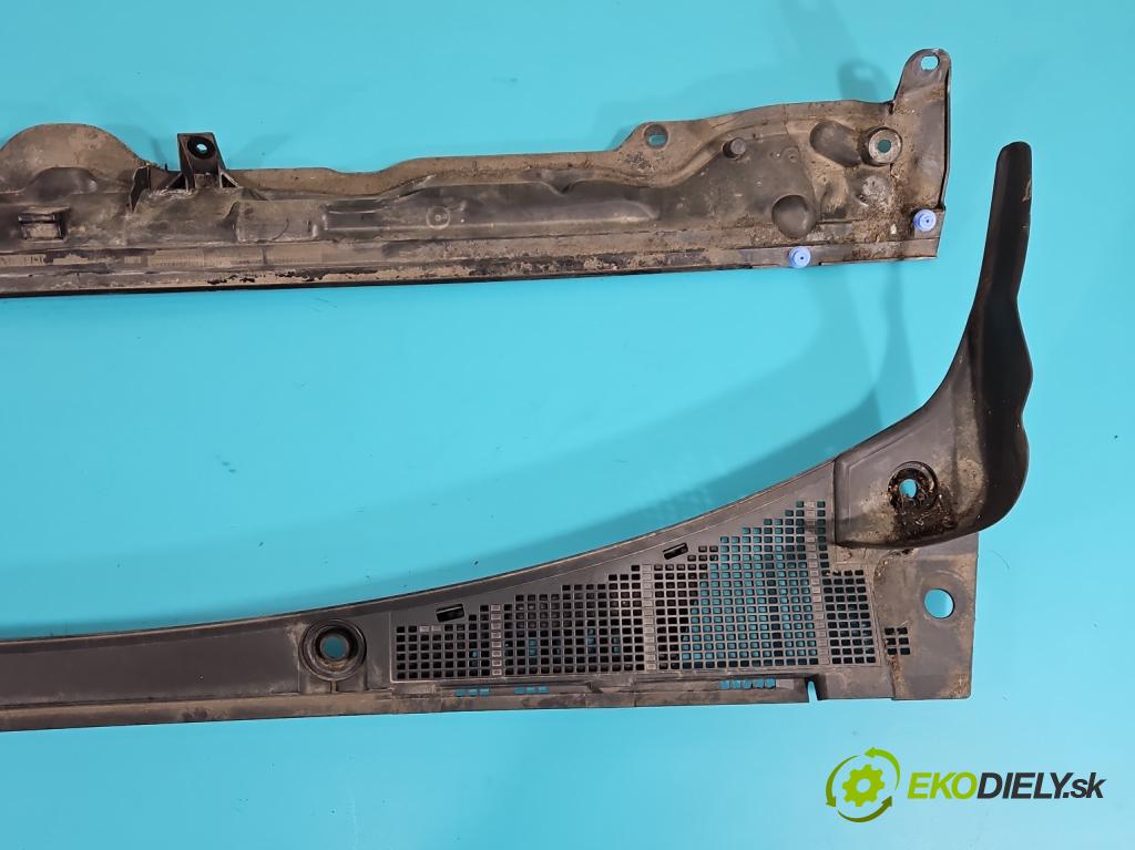 Renault Megane IV 2016-2024 1.2 Tce 132  HP manual 97 kW 1197 cm3 5- torpédo 668107619R (Torpéda)