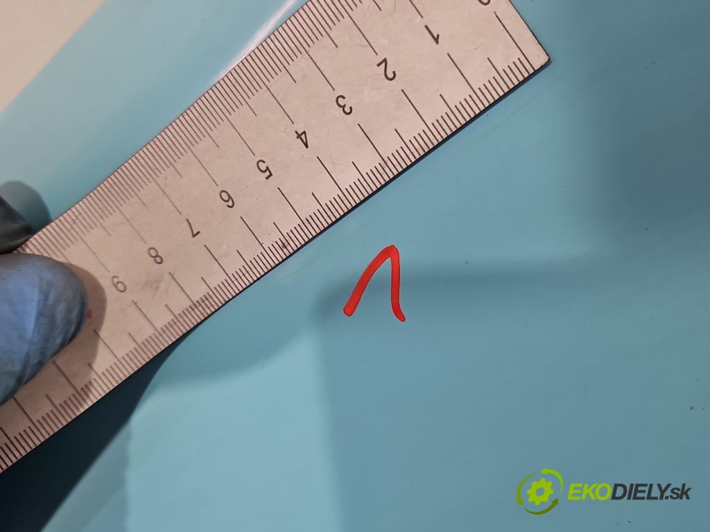 Renault Twingo II 2007-2014 1.5 dci 86 hp manual 63 kW 1461 cm3 3- blatnik přední levý 8200588323 (Predné ľavé)