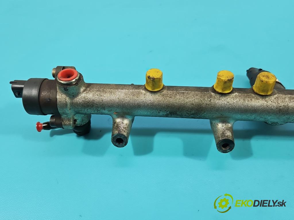 Hyundai Tucson I 2004-2009 2.0 crdi 113 HP automatic 83 kW 1991 cm3 5- lišta vstrekovacia 0445214075 (Vstrekovacie lišty)