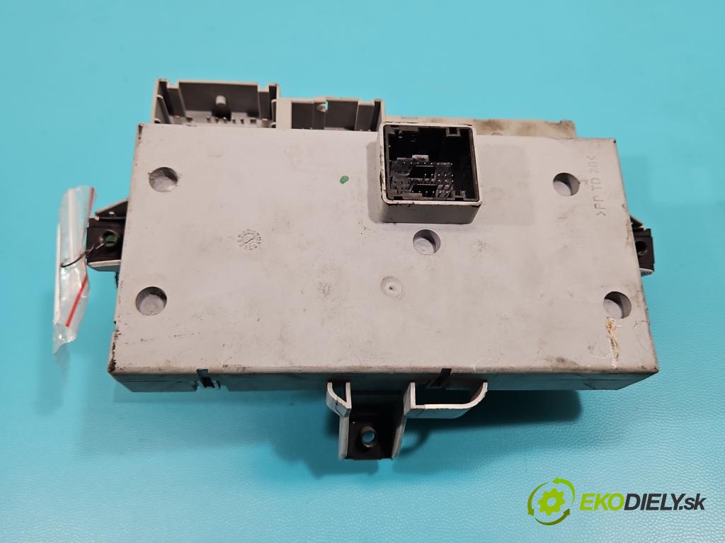 Fiat Punto II 1999-2010 1.2 60 hp manual 44 kW 1242 cm3 5- skříňka pojistková 46812228NPL (Pojistkové skříňky)