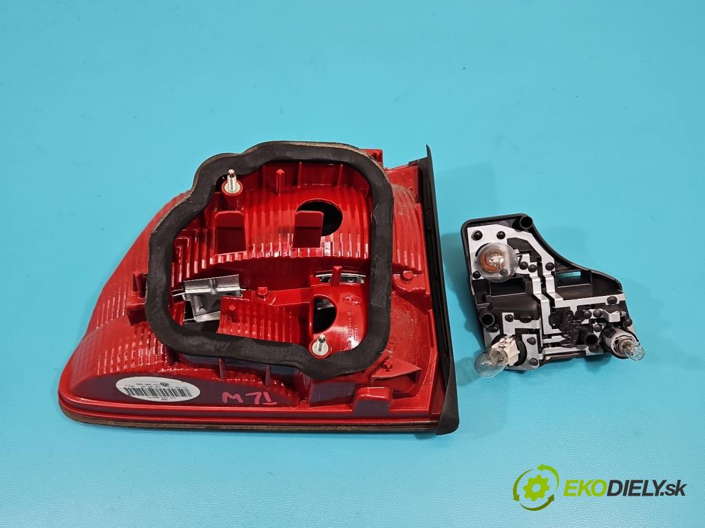 Vw Touran I 2003-2015 1.4 tsi 140 HP manual 103 kW 1390 cm3 5- svetlo / reflektor zadné ľavé 2TZ010469-01 (Kľučka dverí ostatné)