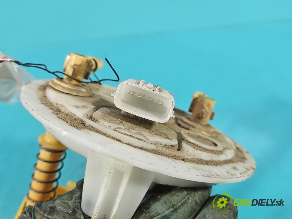 Renault Twingo II 2007-2014 1.5 dci 86 hp manual 63 kW 1461 cm3 3- snímač úroveň paliva 8200921327 (Snímače)