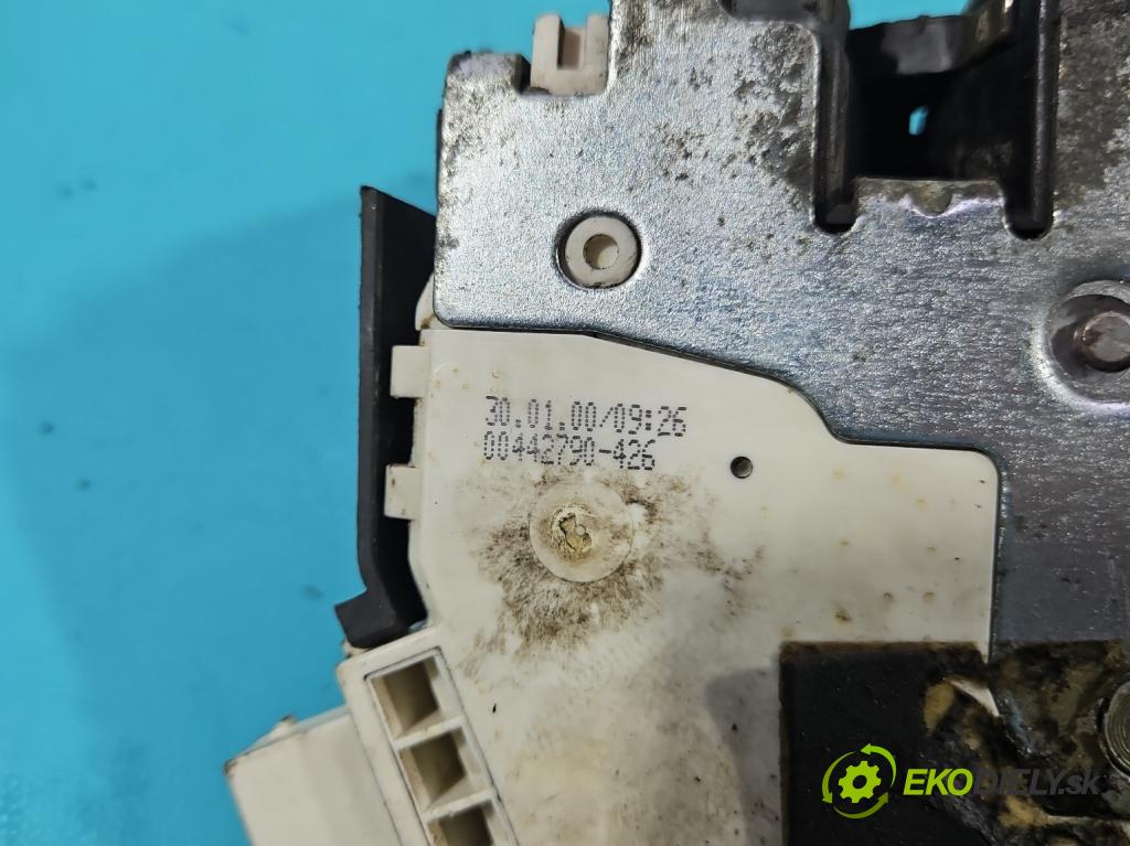 Rover 75 2.0 V6 150 hp automatic 110 kW 1997 cm3 4- zámek přední levý 00442790-426