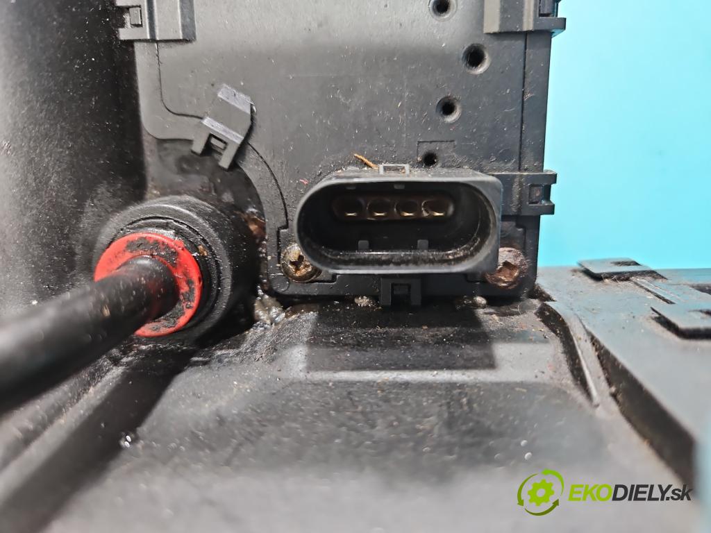 Rover 75 2.0 V6 150 HP automatic 110 kW 1997 cm3 4- zvod nasávací 2900303759 (Sacie potrubia)