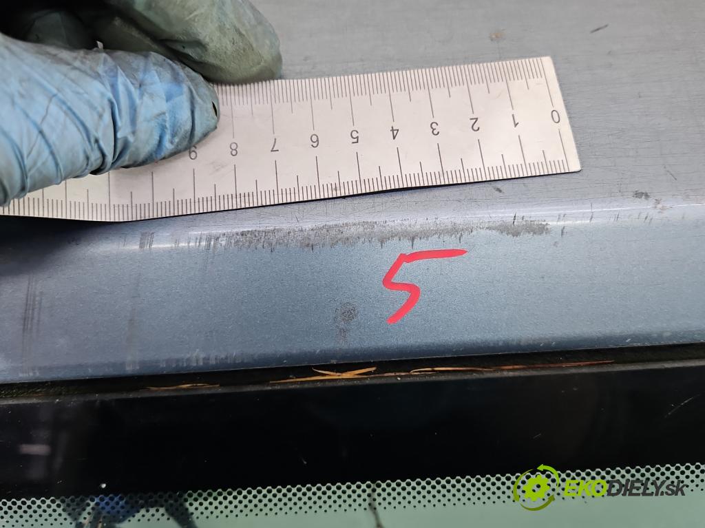 Vw Passat B3 1988-1993 1.9 td 75 hp manual 55 kW 1896 cm3 5- zadní kufrové dveře  (Zadní kapoty)