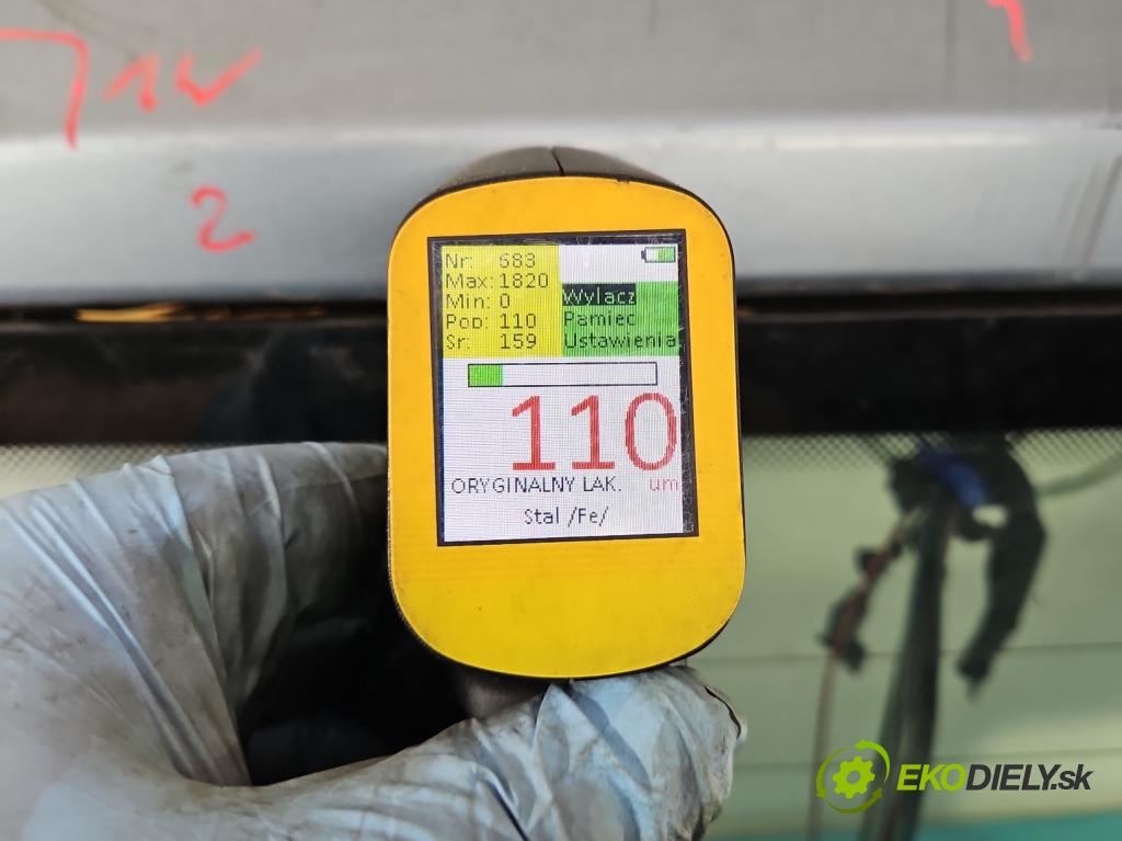 Vw Passat B3 1988-1993 1.9 td 75 hp manual 55 kW 1896 cm3 5- zadní kufrové dveře  (Zadní kapoty)