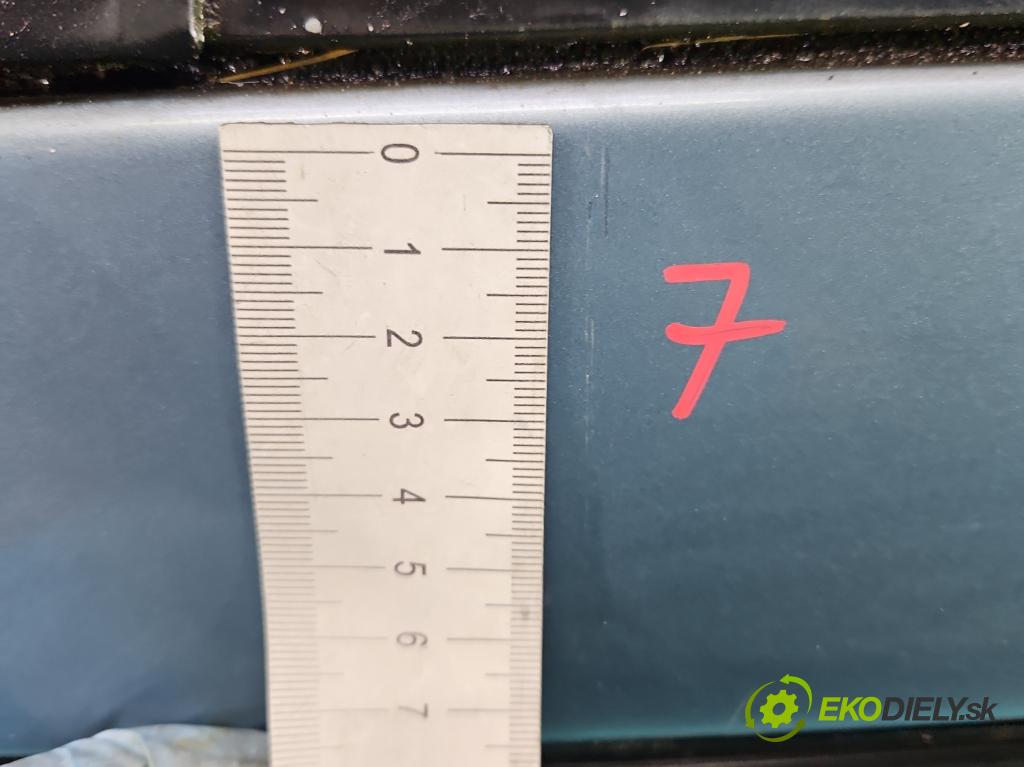 Vw Passat B3 1988-1993 1.9 td 75 hp manual 55 kW 1896 cm3 5- zadní kufrové dveře  (Zadní kapoty)