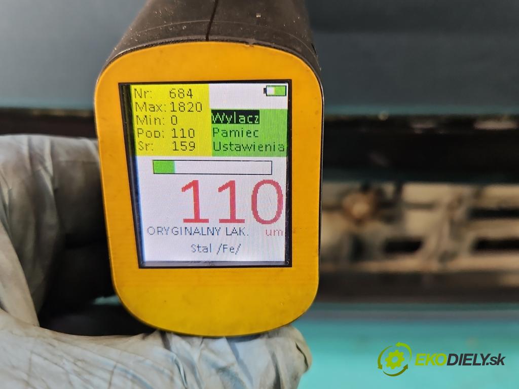 Vw Passat B3 1988-1993 1.9 td 75 hp manual 55 kW 1896 cm3 5- zadní kufrové dveře  (Zadní kapoty)