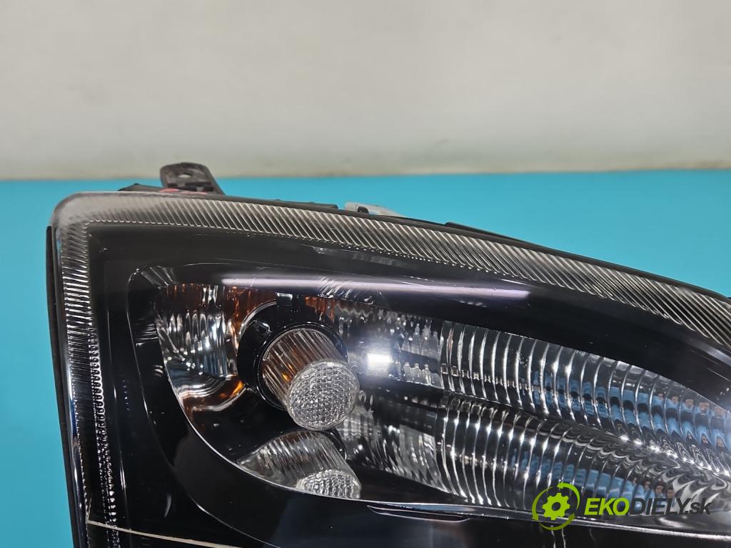 Opel Vectra C 2002-2008 1.8 16v 122 HP manual 90 kW 1796 cm3 4- Reflektor: pravý  (Pravé)