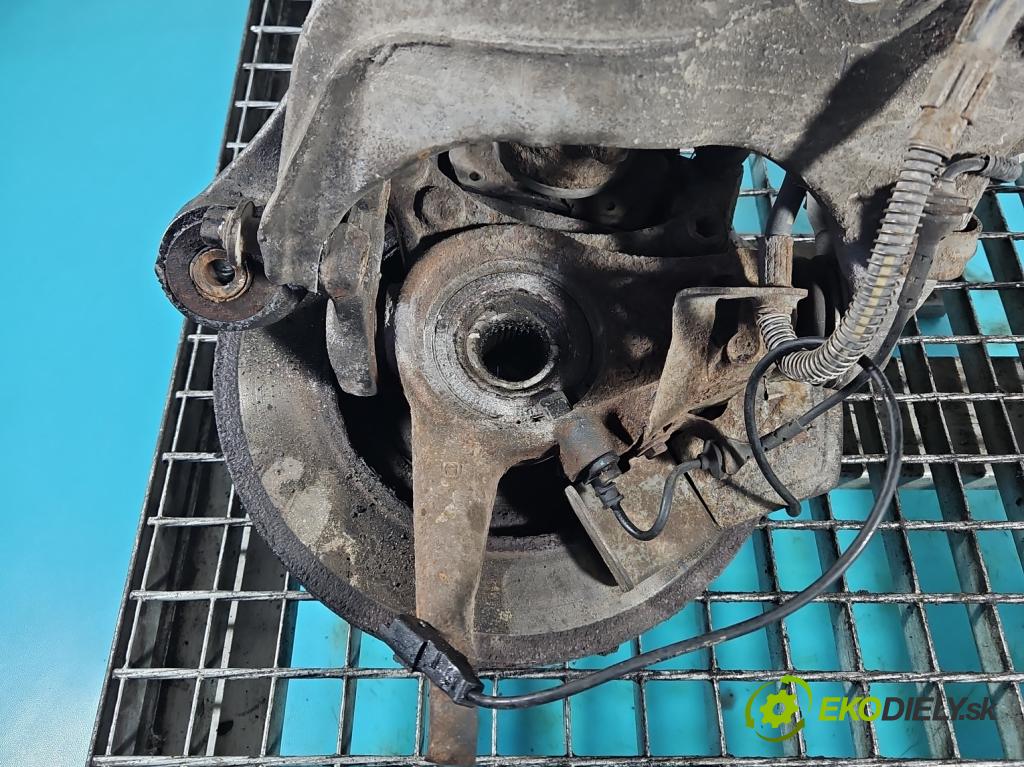 Peugeot 407 2.0 hdi 136 HP manual 100 kW 1997 cm3 5- náboj pravé  (Náboje)