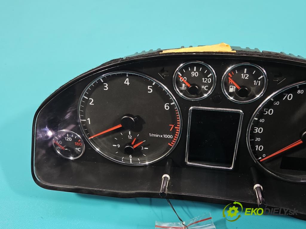 Audi A4 B5 1994-2001 1.8 20v 125 HP manual 92 kW 1781 cm3 4- prístrojovka/ budíky 8D0919880N (Prístrojové dosky, displeje)