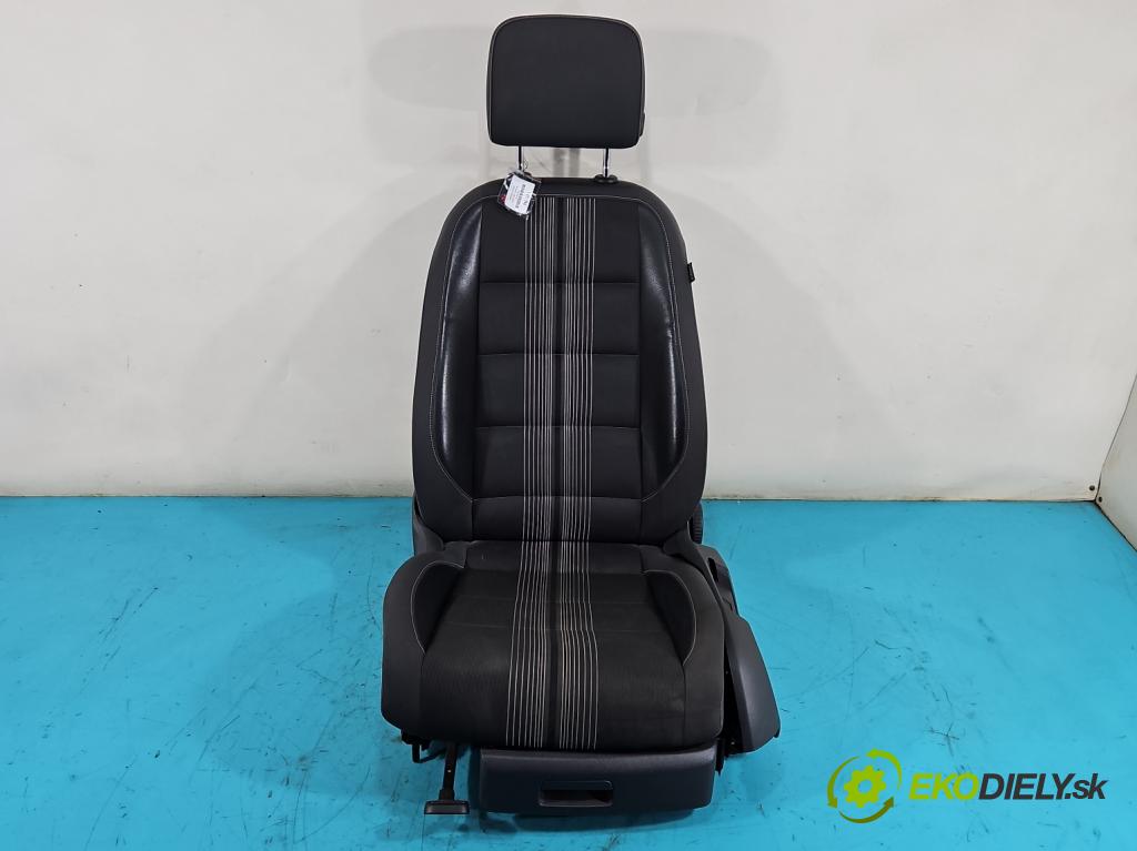 Vw Touran I 2003-2015 1.4 tsi 140 HP manual 103 kW 1390 cm3 5- Sedačka ľavý  (Sedačky, sedadlá)