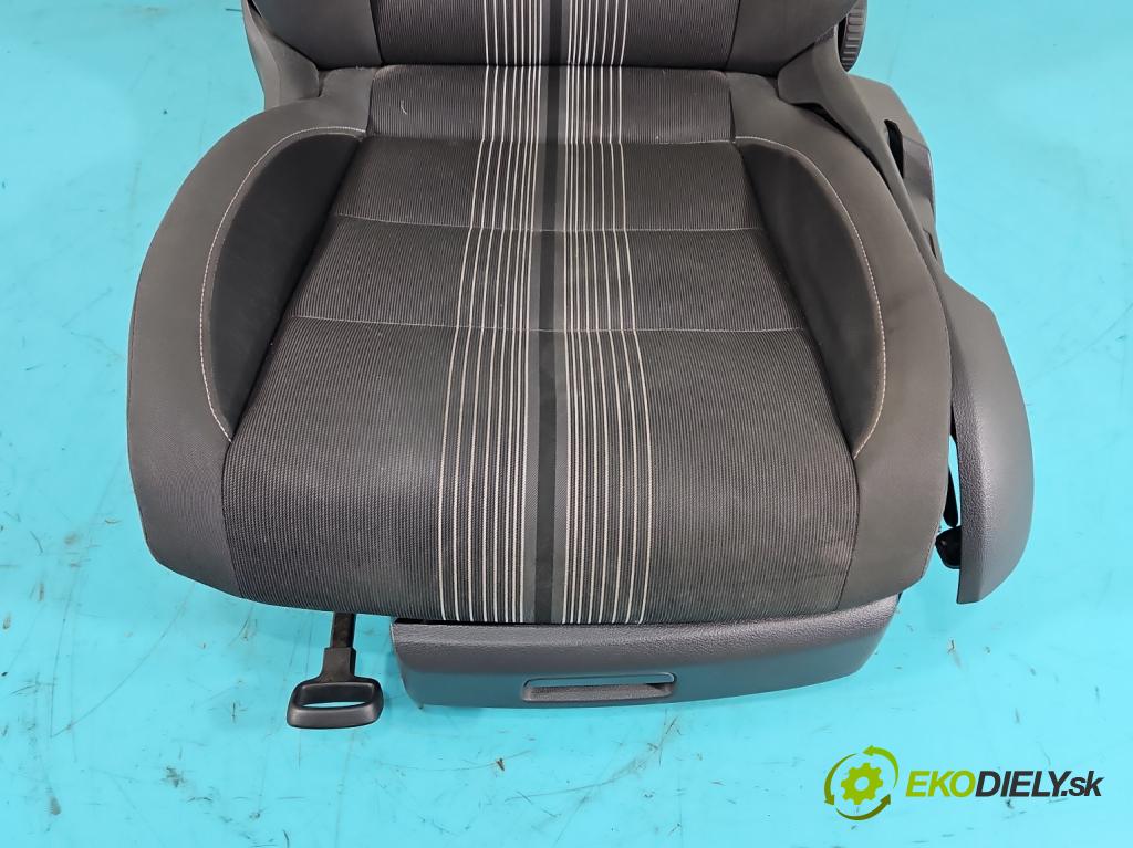 Vw Touran I 2003-2015 1.4 tsi 140 HP manual 103 kW 1390 cm3 5- Sedačka ľavý  (Sedačky, sedadlá)