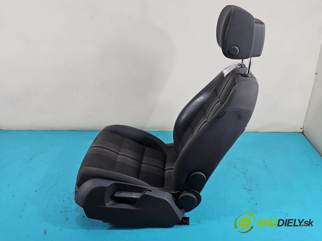 Vw Touran I 2003-2015 1.4 tsi 140 HP manual 103 kW 1390 cm3 5- Sedačka ľavý  (Sedačky, sedadlá)