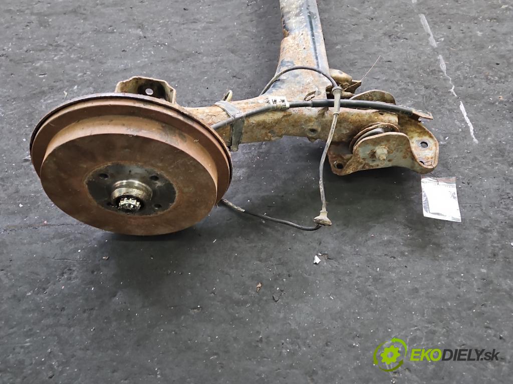 Vw Passat B3 1988-1993 1.9 td 75 hp manual 55 kW 1896 cm3 5- zadní výztuha  (Výztuhy zadní)