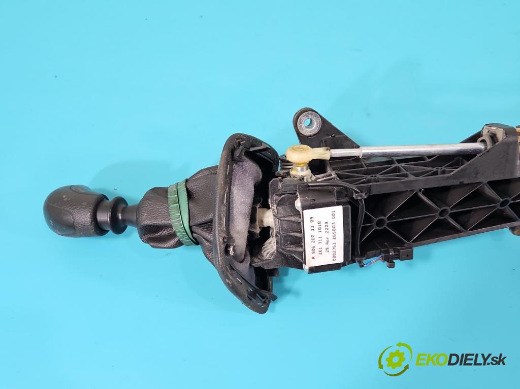 Mercedes Sprinter II 906 2006-  2,2.0 CDI 129 HP manual 95 kW 2143 cm3 5- Páka: Změny: stupeň,rýchlosť A9062603309 (Rýchlostná páka (kulisa))