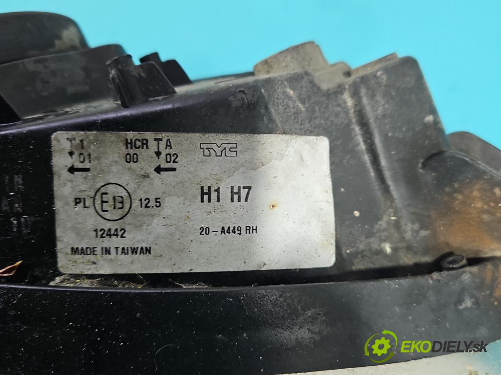 Peugeot 407 2.0 HDI 136 HP manual 100 kW 1997 cm3 5- Reflektor: pravý (Pravé)