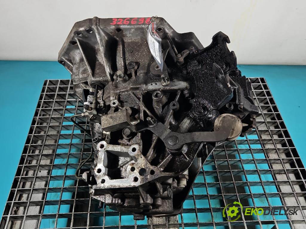 Toyota Corolla E15 2007-2014 1.4 D4D 90 HP manual 66 kW 1364 cm3 4- prevodovka stupeň,rýchlosť manual 31115-0D121