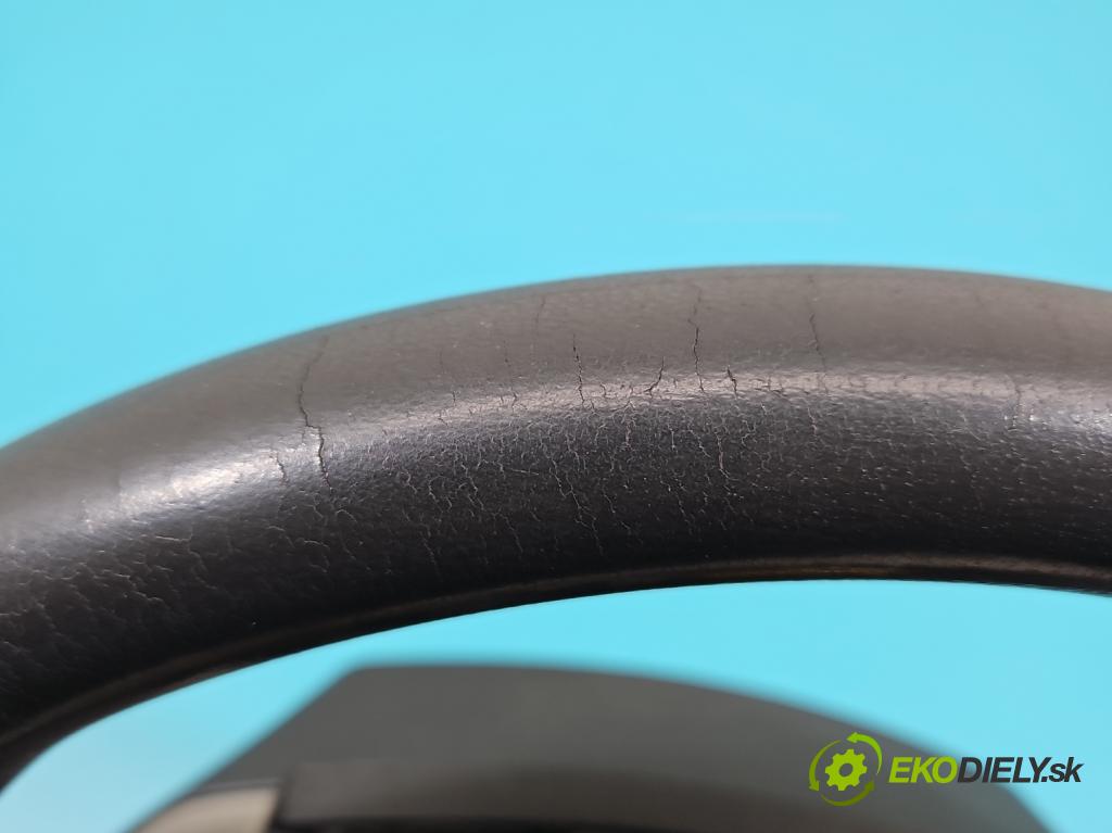 Hyundai I30 I 2007-2012 1.6 16V 122 HP manual 90 kW 1591 cm3 5- volant  (Volanty)