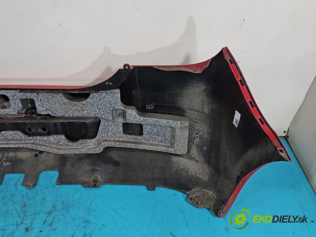 Hyundai I30 I 2007-2012 1.6 16V 122 hp manual 90 kW 1591 cm3 5- nárazník zadní  (Ostatné)