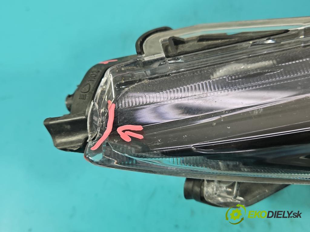 Toyota Corolla E21 2019- 1.6 16V 132  HP manual 97 kW 1598 cm3 4- Reflektor: pravý 81110-02T30 (Pravé)