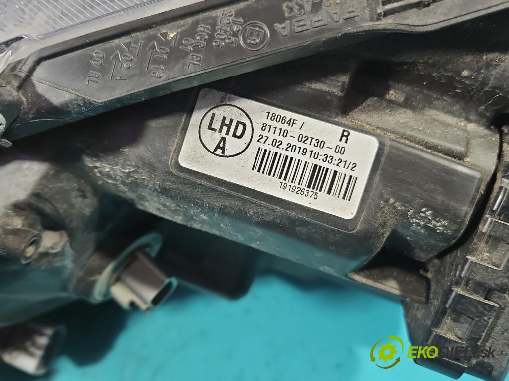 Toyota Corolla E21 2019- 1.6 16V 132  HP manual 97 kW 1598 cm3 4- Reflektor: pravý 81110-02T30 (Pravé)