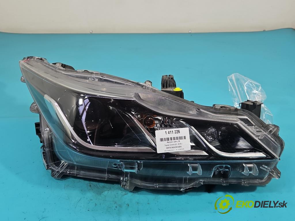 Toyota Corolla E21 2019- 1.6 16V 132  HP manual 97 kW 1598 cm3 4- Reflektor: pravý 81110-02T30 (Pravé)