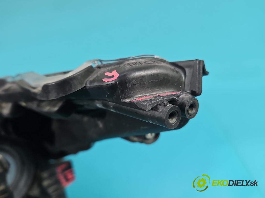 Toyota Corolla E21 2019- 1.6 16V 132  HP manual 97 kW 1598 cm3 4- Reflektor: pravý 81110-02T30 (Pravé)