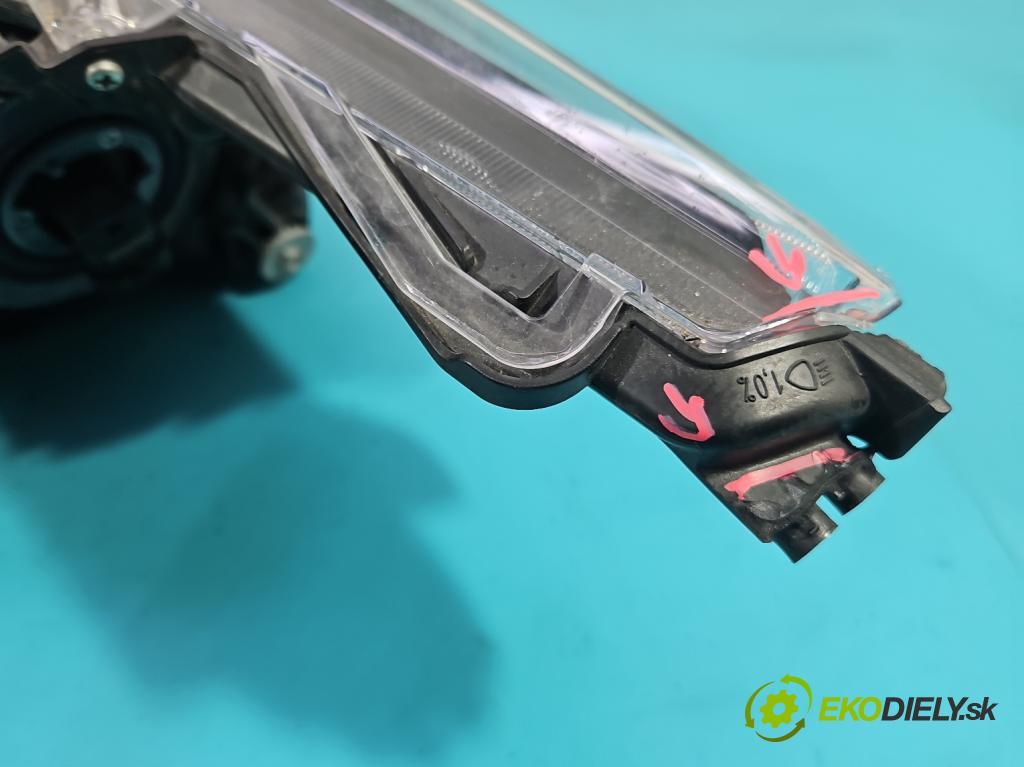 Toyota Corolla E21 2019- 1.6 16V 132  HP manual 97 kW 1598 cm3 4- Reflektor: pravý 81110-02T30 (Pravé)