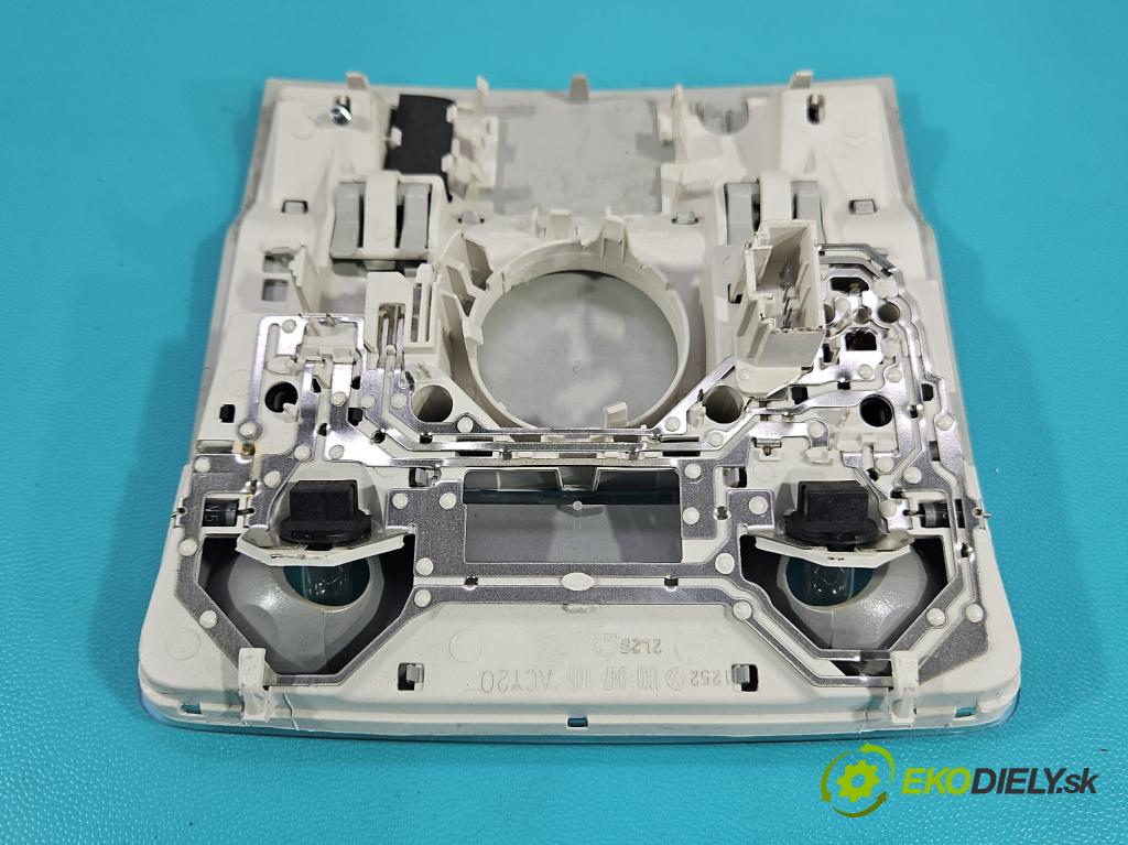 Vw Touran I 2003-2015 1.4 tsi 140 hp manual 103 kW 1390 cm3 5- světlo interiéru 1K0947105