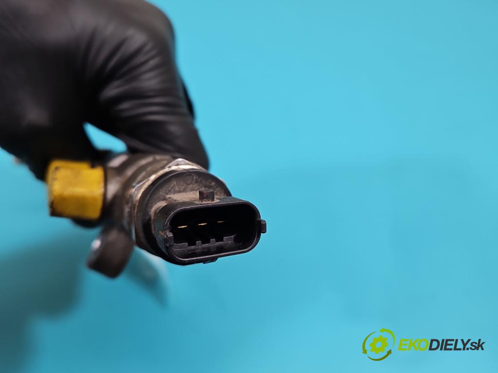 Toyota Corolla E15 2007-2014 1.4 D4D 90 HP manual 66 kW 1364 cm3 4- lišta vstrekovacia 0445214177 (Vstrekovacie lišty)