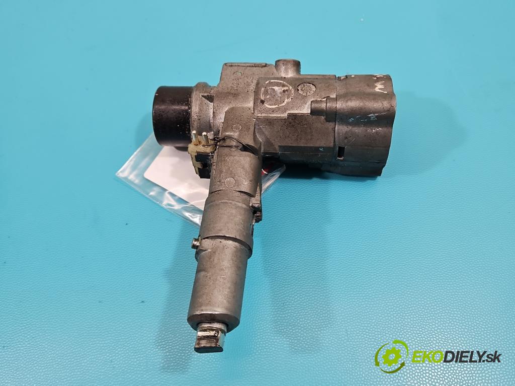 Mercedes C W202 1993-2001 1.8 122 HP manual 90 kW 1799 cm3 4- Spínačka  (Spínacie skrinky a kľúče)