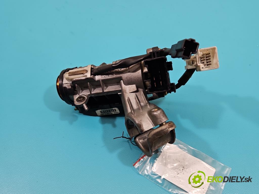 Toyota Avensis I T22 1997-2003 1.6 16v 110 HP manual 81 kW 1587 cm3 4- Spínačka  (Spínacie skrinky a kľúče)