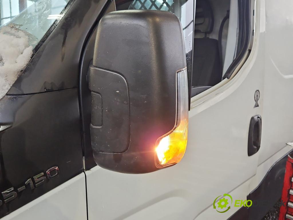 Iveco Daily V 2014- 2.3 HPI 145 HP manual 107 kW 2287 cm3 5- zrkadlo ľavé  (Kľučka dverí ostatné)