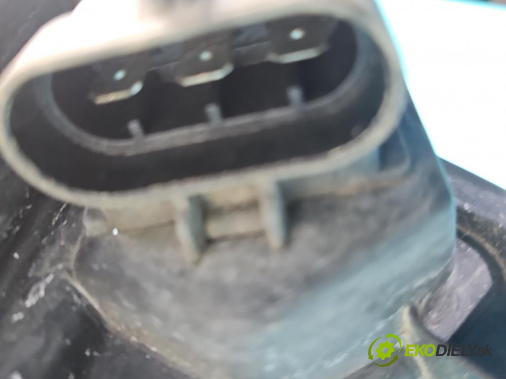 Opel Zafira B 2005-2014 1.8 16V 140 HP manual 103 kW 1796 cm3 5- Ventilátor chladiča 0130303314