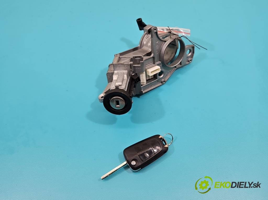 Opel Zafira B 2005-2014 1.8 16V 140 HP manual 103 kW 1796 cm3 5- Spínačka  (Spínacie skrinky a kľúče)