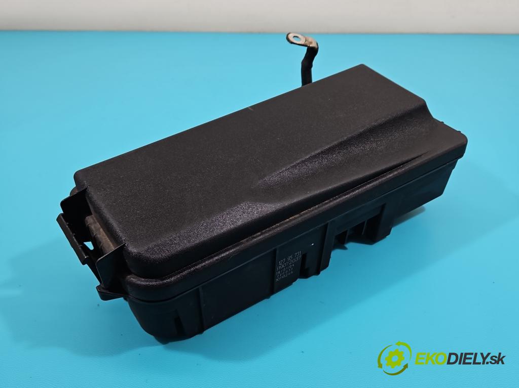 Saab 9-3 II 2002-2012 2.0 16V T 150 hp manual 110 kW 1998 cm3 4- skříňka pojistková 24438039 (Pojistkové skříňky)