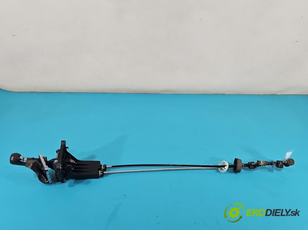 Opel Zafira B 2005-2014 1.8 16V 140 HP manual 103 kW 1796 cm3 5- Páka: Změny: stupeň,rýchlosť  (Rýchlostné páky / kulisy)