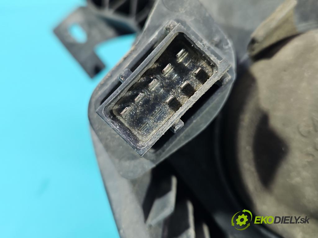 Opel Zafira B 2005-2014 1.8 16V 140 HP manual 103 kW 1796 cm3 5- Reflektor: pravý 24451053RH (Pravé)